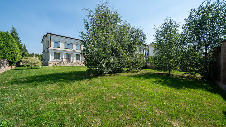 Дом в КП Резиденция Монолит