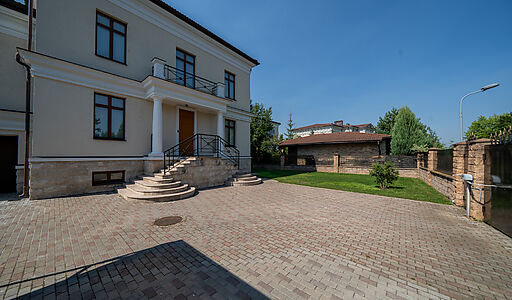 Дом в КП Резиденция Монолит