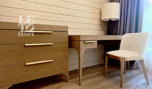 Дом в лесу в Аксаково Форест клуб