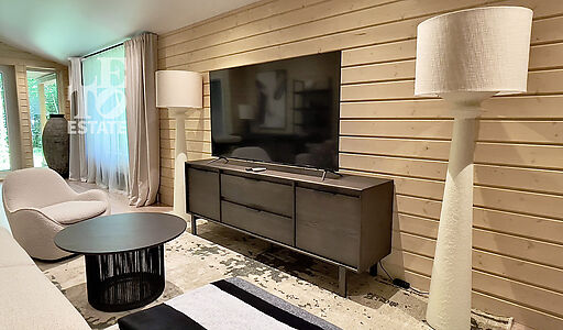 Дом в лесу в Аксаково Форест клуб