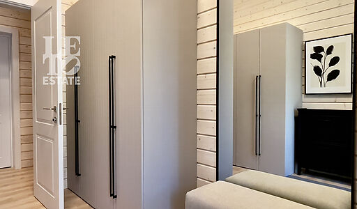 Дом в лесу в Аксаково Форест клуб