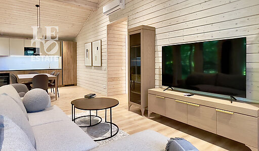 Дом в лесу в Аксаково Форест клуб