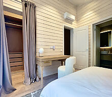 Дом в лесу в Аксаково Форест клуб