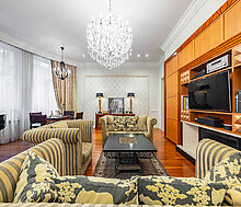 Дом с бассейном в Новогорске