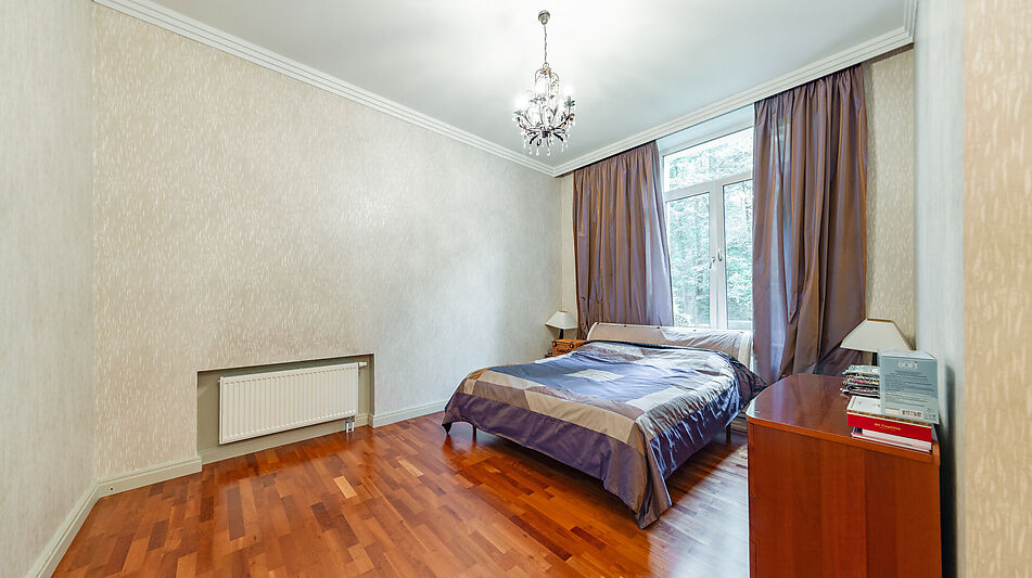 Дом с бассейном в Новогорске