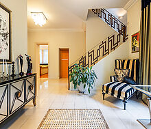 Дом с бассейном в Новогорске