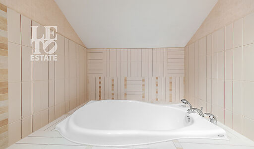 Дом с бассейном в Новогорске