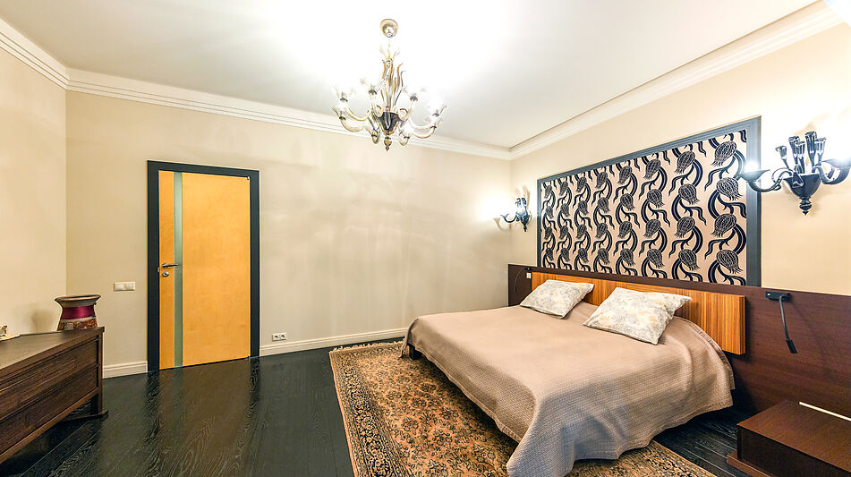 Дом с бассейном в Новогорске