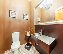 Дом с бассейном в Новогорске