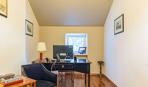 Дом с бассейном в Новогорске