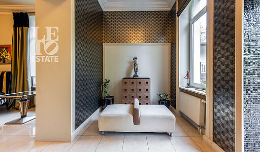 Дом с бассейном в Новогорске