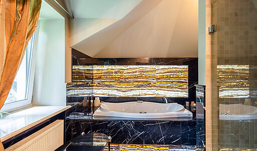 Дом с бассейном в Новогорске