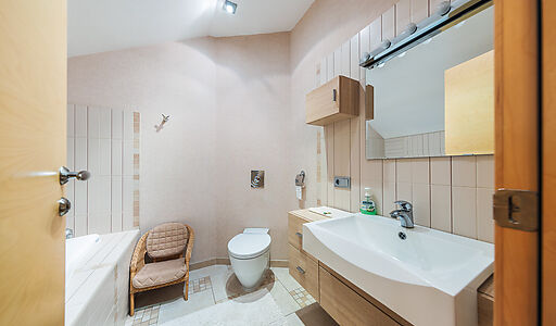 Дом с бассейном в Новогорске