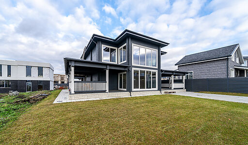 Коттедж с террасой в Аносино парк