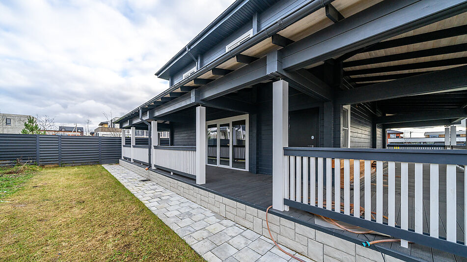 Коттедж с террасой в Аносино парк