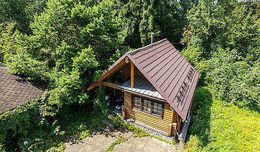 Участок у леса в закрытом поселке