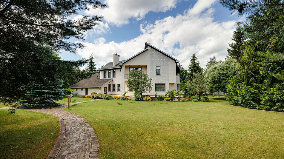 Дом в КП Бенилюкс