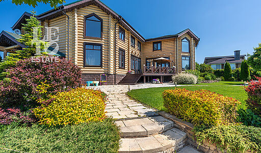 Дом с отделкой в Аква Вилле