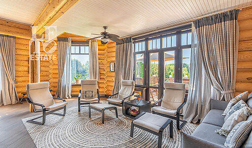 Дом с отделкой в Аква Вилле