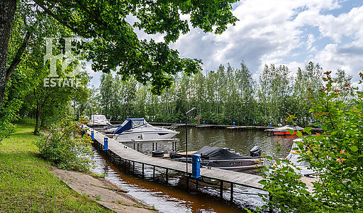 Дом с отделкой в Аква Вилле