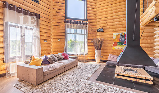 Дом с отделкой в Аква Вилле