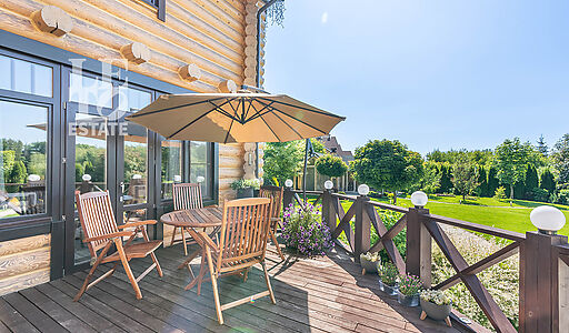 Дом с отделкой в Аква Вилле