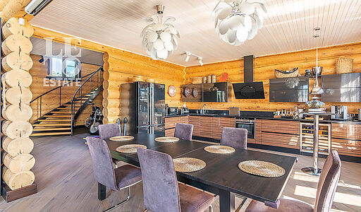 Дом с отделкой в Аква Вилле