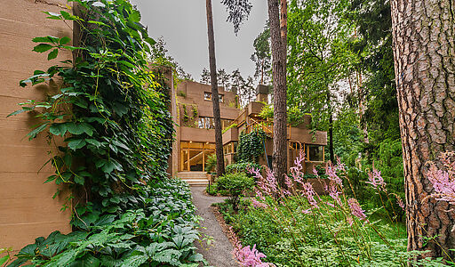 Современная резиденция в КП Сосны