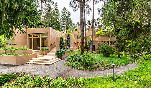 Современная резиденция в КП Сосны