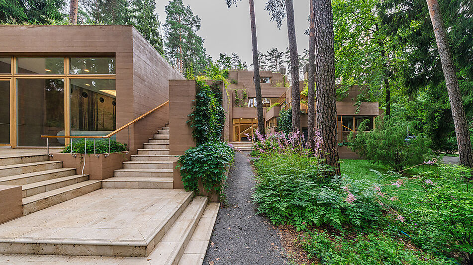 Современная резиденция в КП Сосны