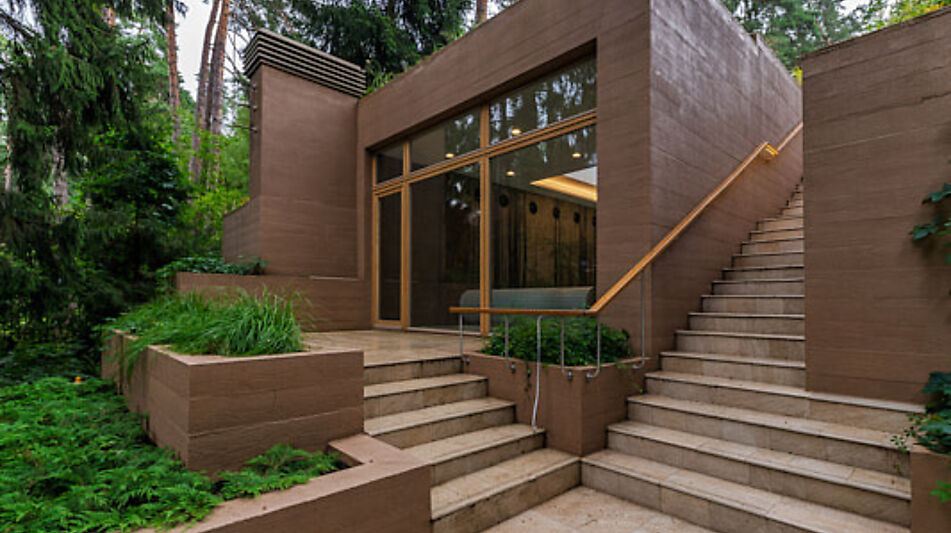 Современная резиденция в КП Сосны