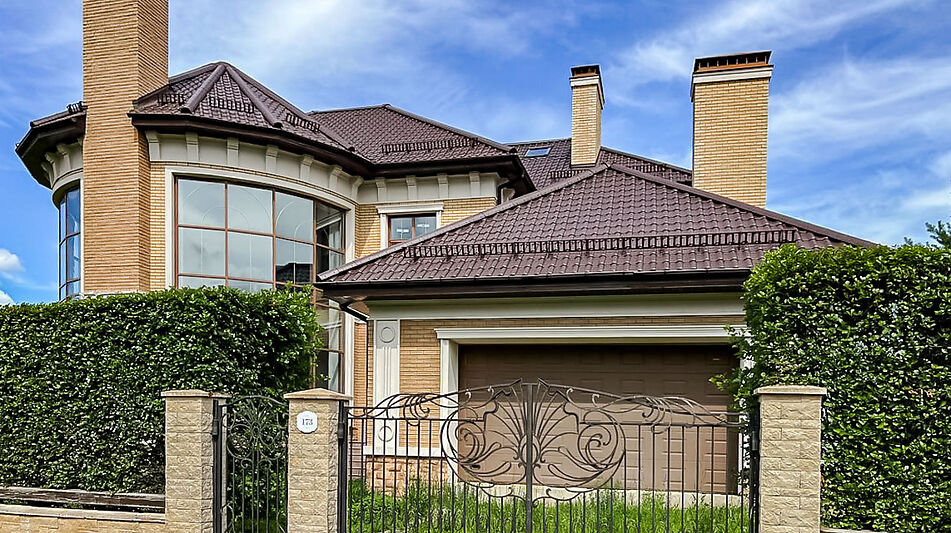 Дом без отделки в Ренессанс Парк