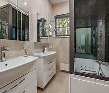 Дом на берегу водохранилища