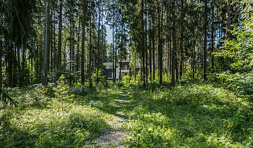Дом на берегу водохранилища
