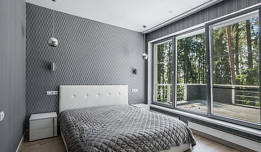 Дом на берегу водохранилища