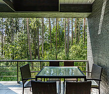 Дом на берегу водохранилища