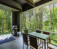 Дом на берегу водохранилища