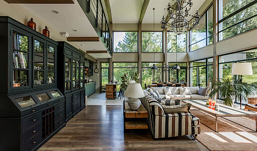 Дом на берегу водохранилища