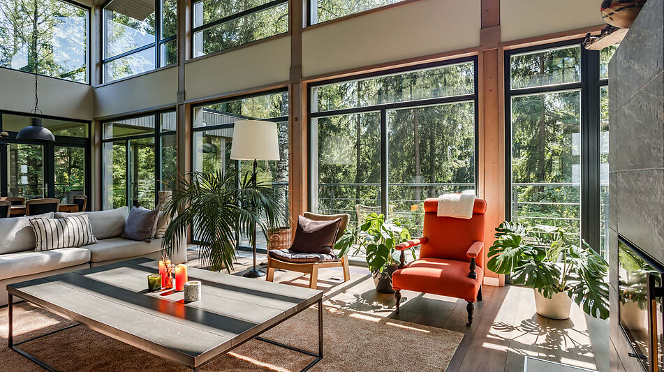 Дом на берегу водохранилища