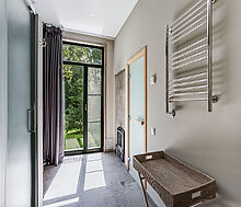 Дом на берегу водохранилища