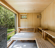 Дом на берегу водохранилища