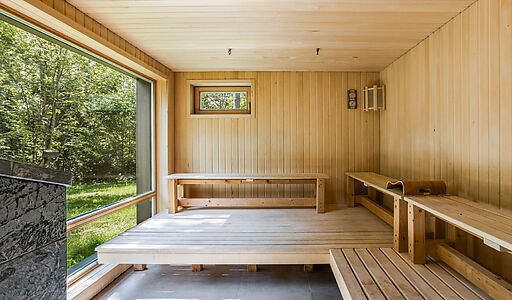 Дом на берегу водохранилища