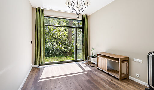 Дом на берегу водохранилища