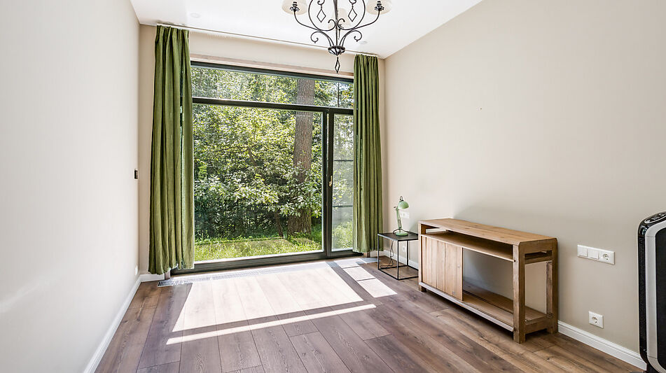 Дом на берегу водохранилища