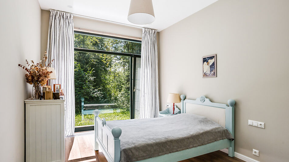 Дом на берегу водохранилища