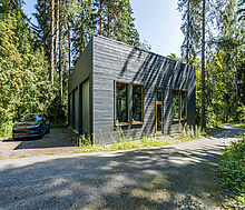 Дом на берегу водохранилища