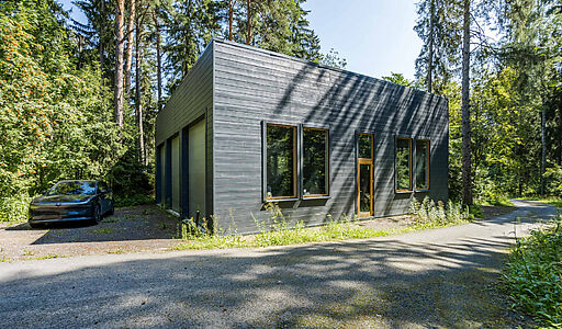 Дом на берегу водохранилища