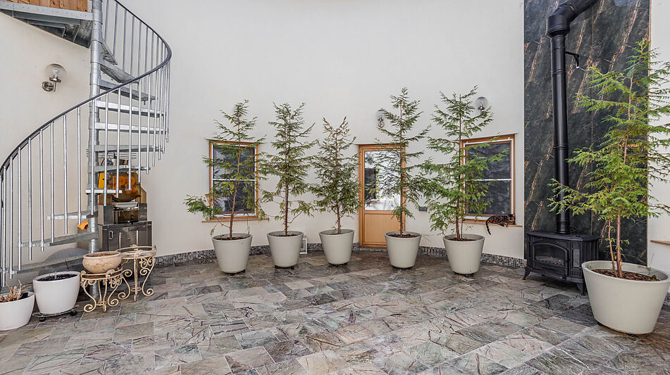 Дом на берегу водохранилища