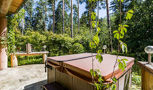 Дом на берегу водохранилища