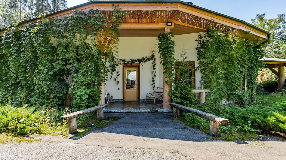 Дом на берегу водохранилища